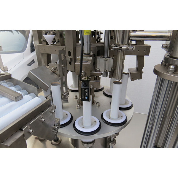 Automatic shoe polish soft tube filling sealing machine